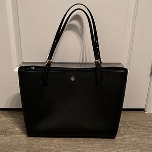 Tory Burch Tote Used 3 times Like New Black